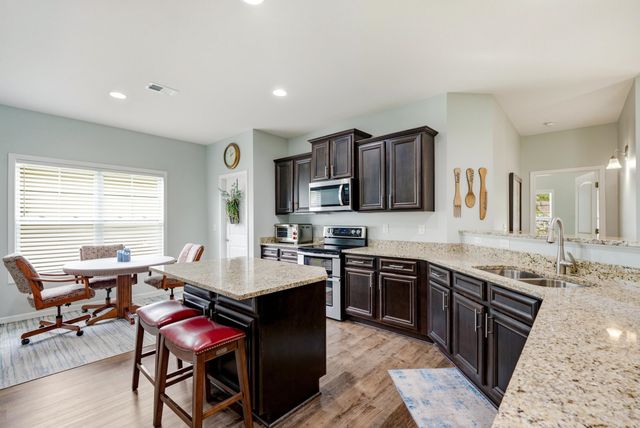 424 Freewoods Park Ct., Myrtle Beach, SC 29588