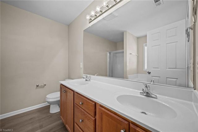 4028 Tarrant Trace Circle, High Point, NC 27265