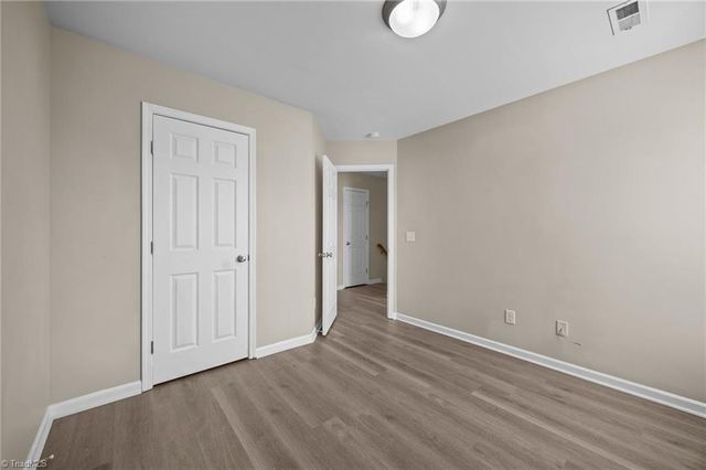 4028 Tarrant Trace Circle, High Point, NC 27265