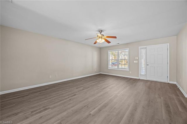 4028 Tarrant Trace Circle, High Point, NC 27265