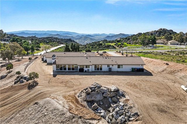 31470 Sierra Verde, Homeland, CA 92548