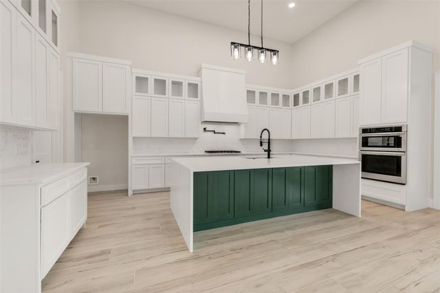 2044 Pebble Bend Drive, College Station, TX 77845