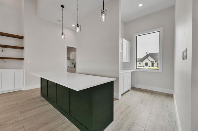 2044 Pebble Bend Drive, College Station, TX 77845