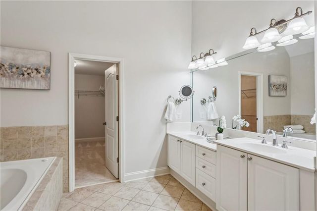 3711 Paces Park Circle SE, Smyrna, GA 30080