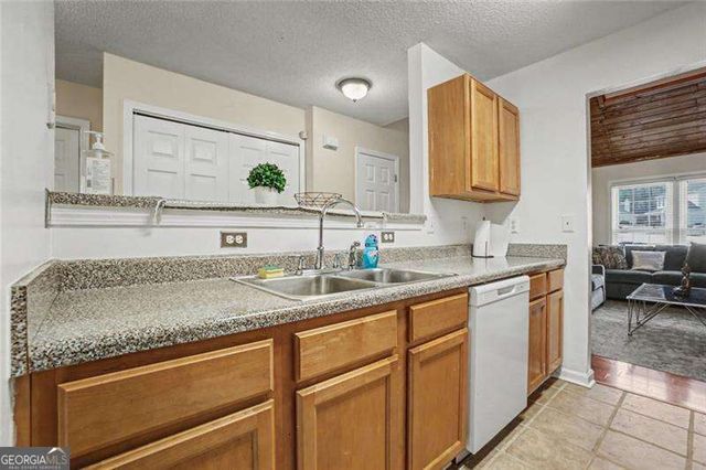 849 Hillandale Lane, Lithonia, GA 30058