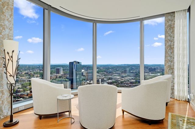 1 Dalton St 3205, Boston, MA 02199