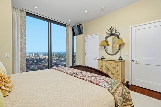 1 Dalton St 3205, Boston, MA 02199