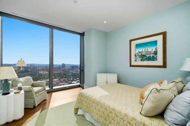 1 Dalton St 3205, Boston, MA 02199