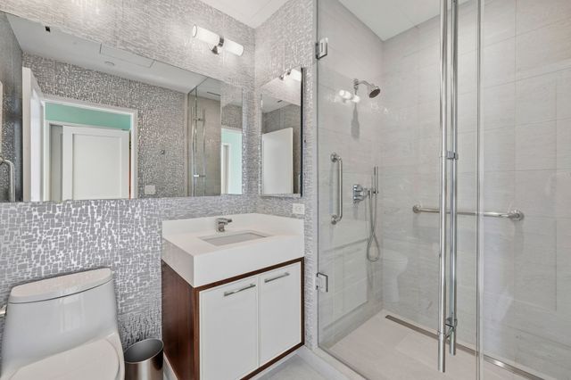 1 Dalton St 3205, Boston, MA 02199