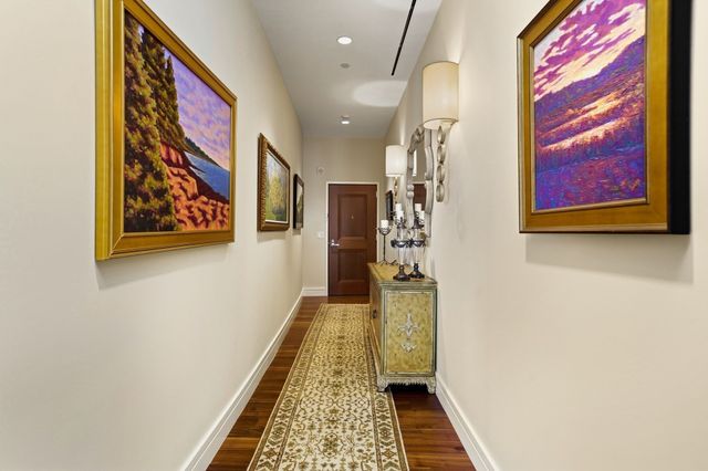 1 Dalton St 3205, Boston, MA 02199