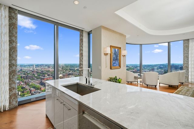 1 Dalton St 3205, Boston, MA 02199