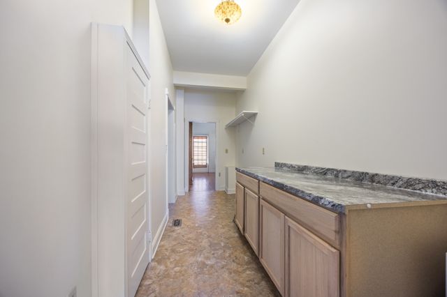 202 W Main St, Decherd, TN 37324