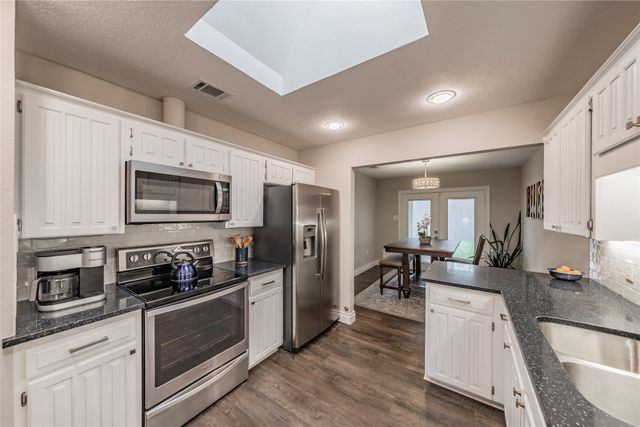 1521 Briarcrest Drive, Grapevine, TX 76051