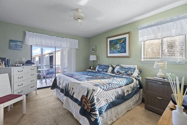 5473 SE Miles Grant Road 206, Stuart, FL 34997