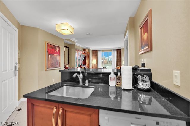 125 East Harmon Avenue 214, Las Vegas, NV 89109