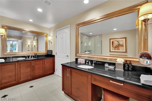 125 East Harmon Avenue 214, Las Vegas, NV 89109