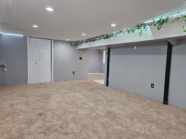 11 Brookfield Drive, Shelton, CT 06484