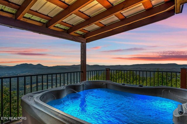 3654 Buckeye Knob Way, Sevierville, TN 37862