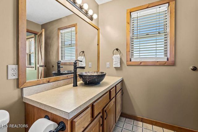 3654 Buckeye Knob Way, Sevierville, TN 37862
