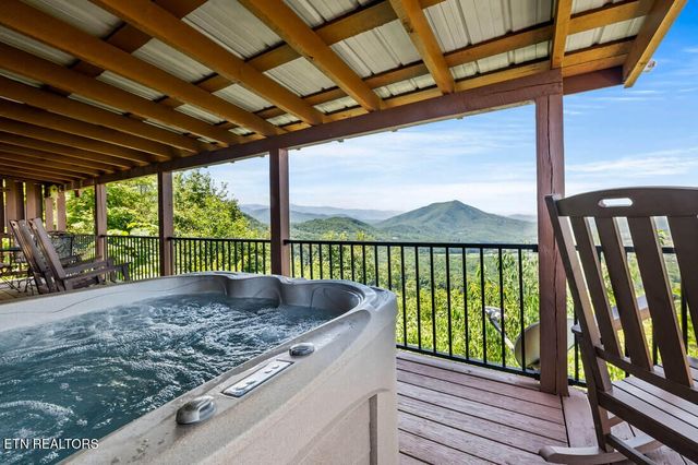 3654 Buckeye Knob Way, Sevierville, TN 37862
