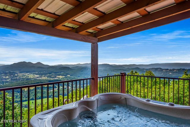 3654 Buckeye Knob Way, Sevierville, TN 37862