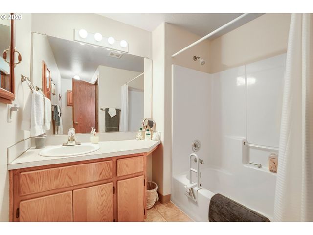 1660 N 18TH St 42, Washougal, WA 98671