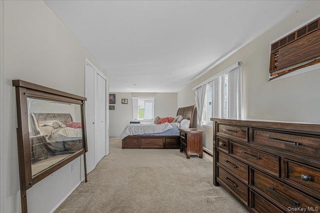 37 Westchester Avenue, West Babylon, NY 11704