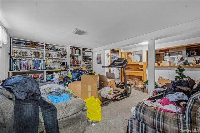 37 Westchester Avenue, West Babylon, NY 11704