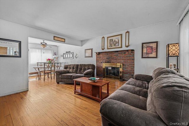 37 Westchester Avenue, West Babylon, NY 11704