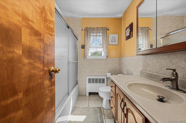 37 Westchester Avenue, West Babylon, NY 11704