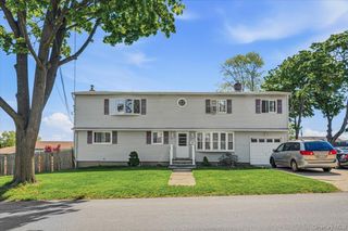 37 Westchester Avenue, West Babylon, NY 11704