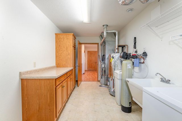 220 6th Street NE, Montgomery, MN 56069