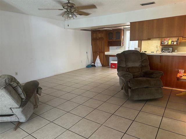 3920 VENETIAN WAY, Tampa, FL 33634