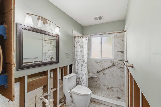 617 CALLE DE PERU, Sarasota, FL 34242