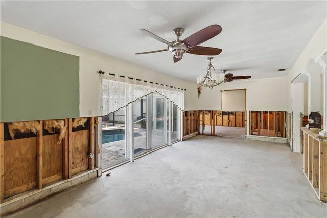 617 CALLE DE PERU, Sarasota, FL 34242