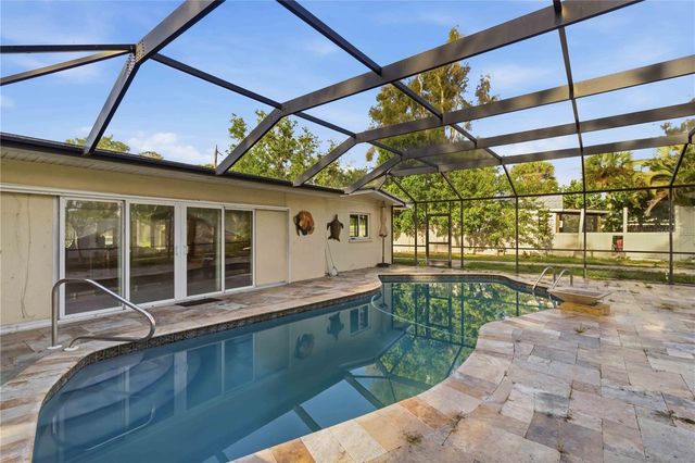 617 CALLE DE PERU, Sarasota, FL 34242
