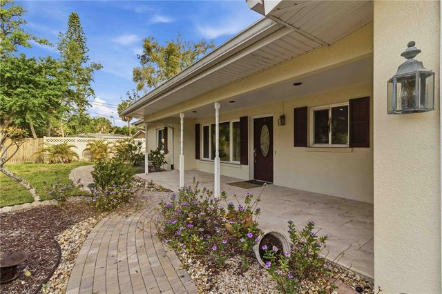 617 CALLE DE PERU, Sarasota, FL 34242