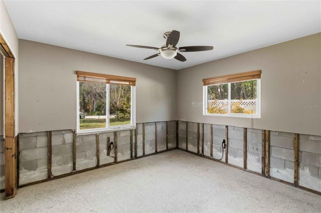 617 CALLE DE PERU, Sarasota, FL 34242