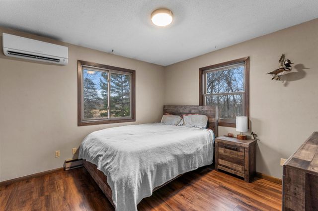 28229 Xavis Street NW, Isanti, MN 55040