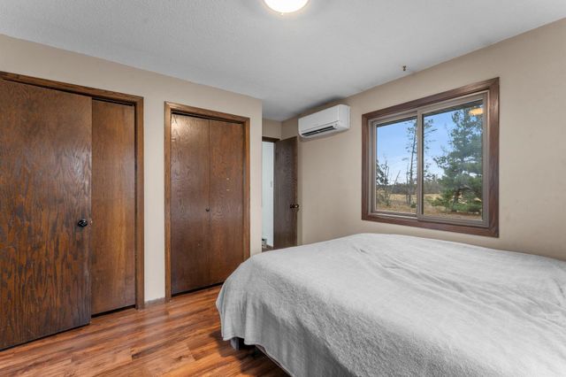 28229 Xavis Street NW, Isanti, MN 55040