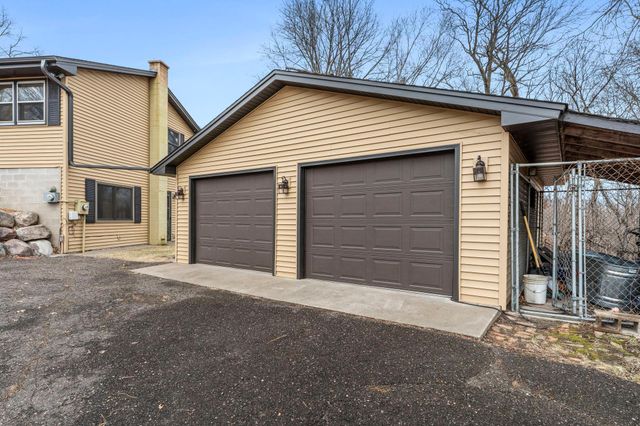 28229 Xavis Street NW, Isanti, MN 55040