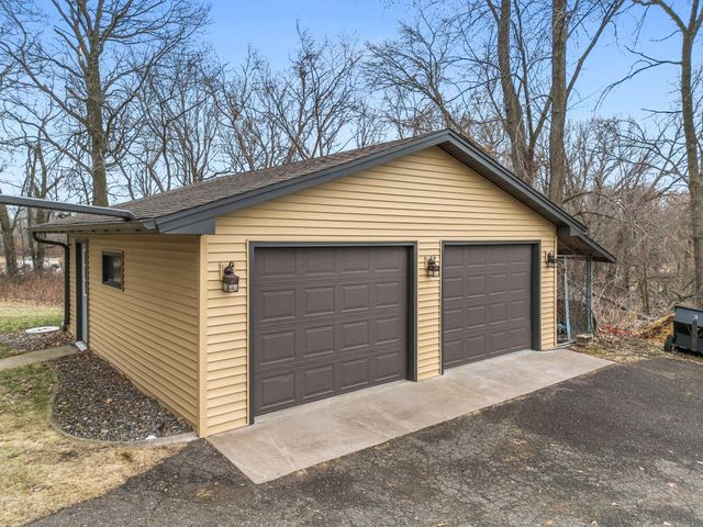 28229 Xavis Street NW, Isanti, MN 55040