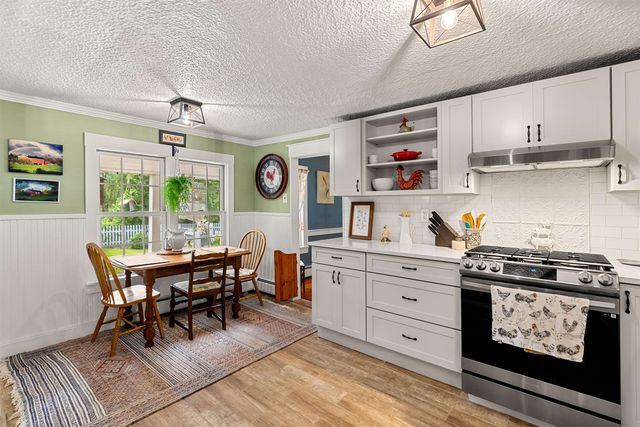 415 Flanders Memorial Road, Weare, NH 03281