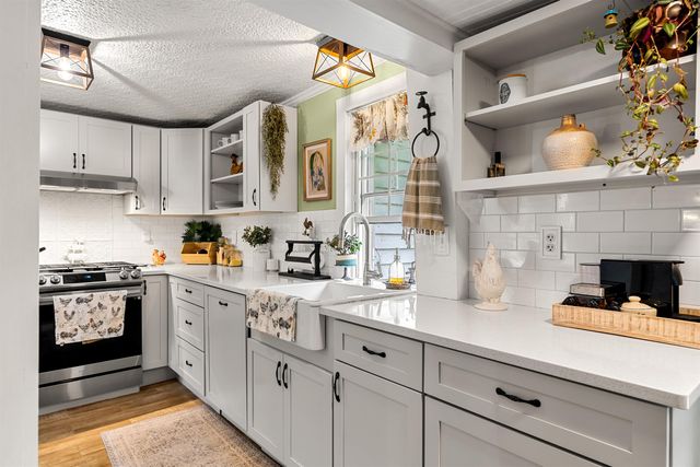 415 Flanders Memorial Road, Weare, NH 03281