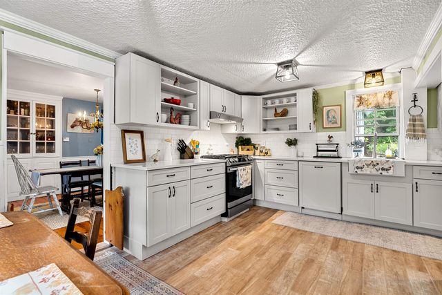 415 Flanders Memorial Road, Weare, NH 03281