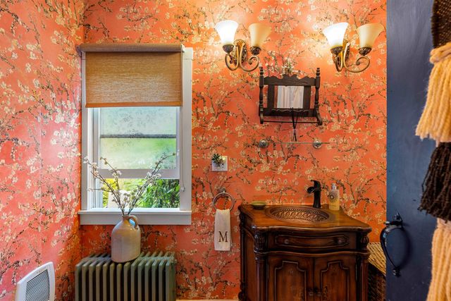 415 Flanders Memorial Road, Weare, NH 03281