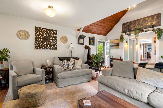 415 Flanders Memorial Road, Weare, NH 03281