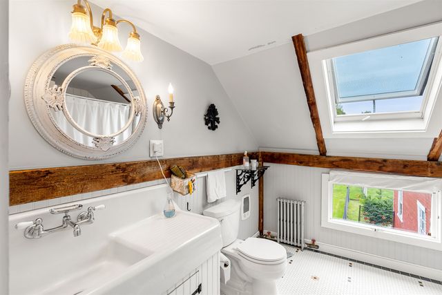 415 Flanders Memorial Road, Weare, NH 03281