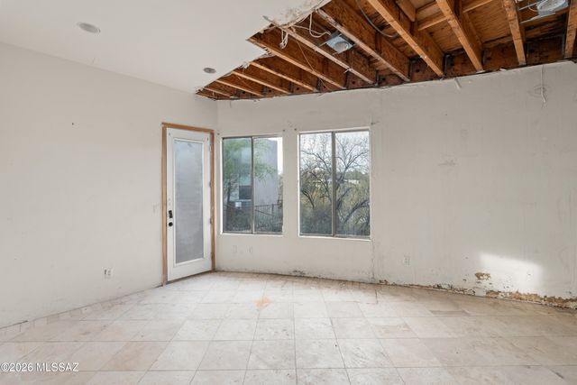 4031 E Bujia Primera, Tucson, AZ 85718