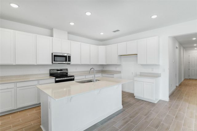322 ALEXANDRITE STREET, Deland, FL 32720